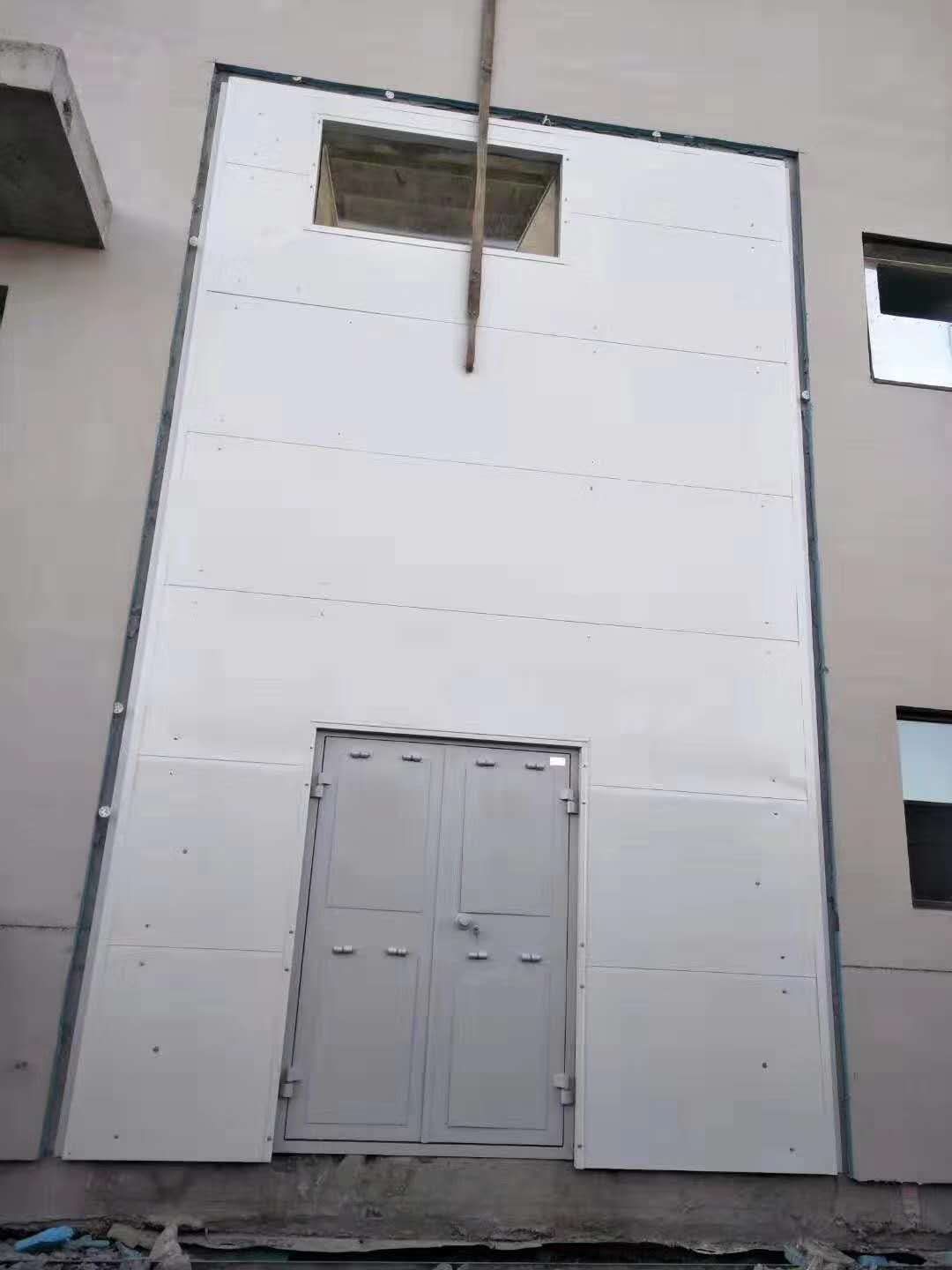 泄爆墻